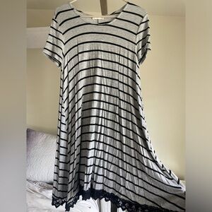 Alter’d state grey with black stripe loose fitting midi dress!